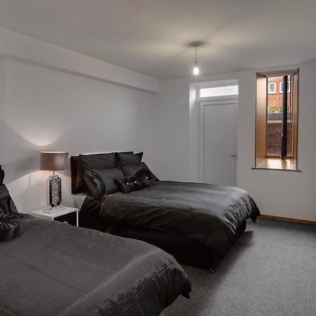 Super Spacious Church Conversion Close To Tower Blackpool Esterno foto